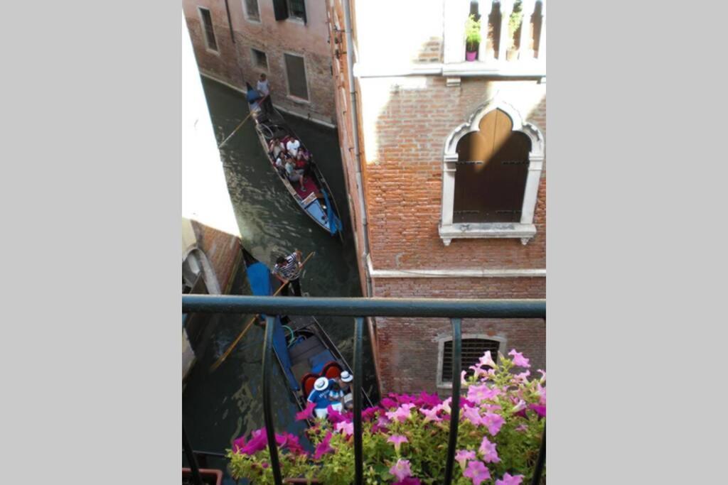 Leoncini With A Wonderful Canal View Venice Luaran gambar