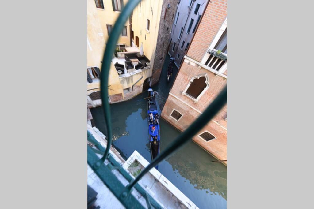 Leoncini With A Wonderful Canal View Venice Luaran gambar