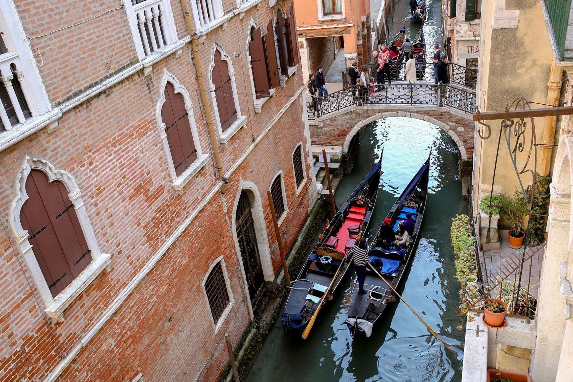 Leoncini With A Wonderful Canal View Venice Luaran gambar